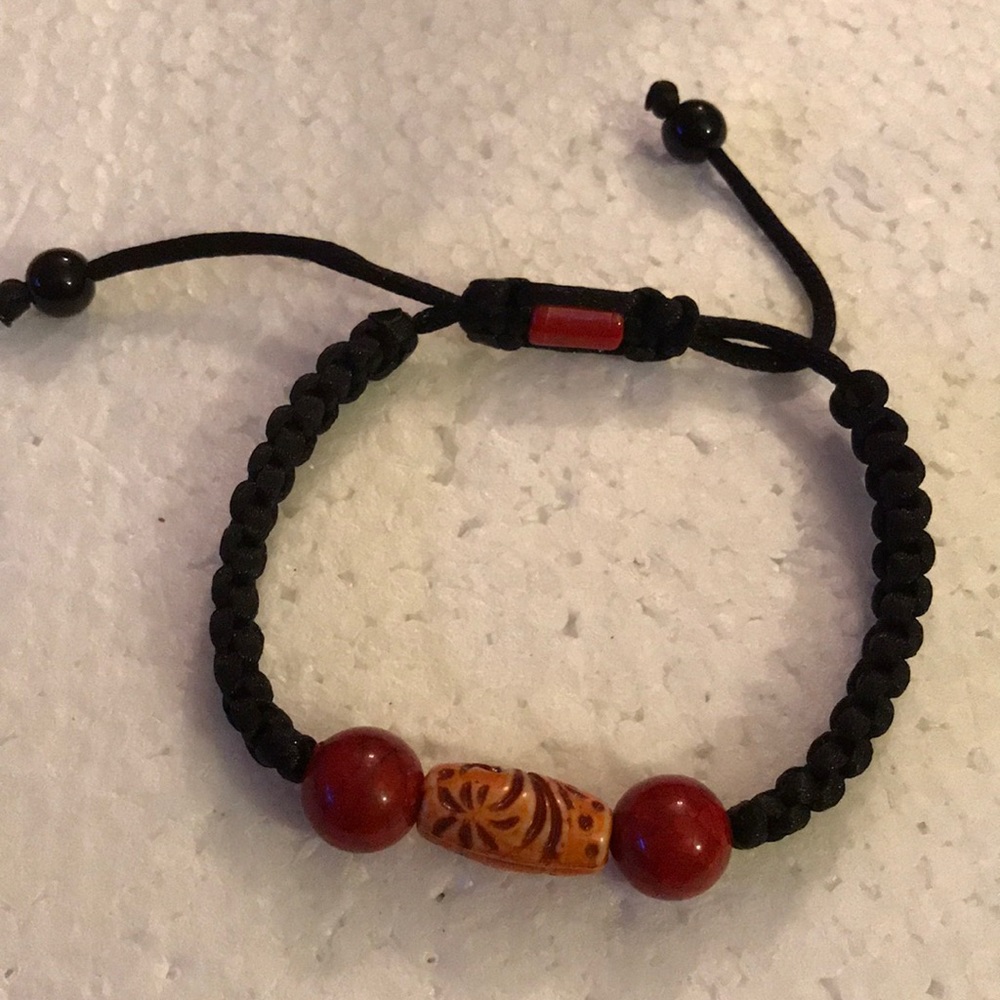 Asian beads coral bracelet